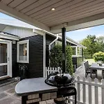 84191-ebeltoft-graesvangen-2 * Ebeltoft