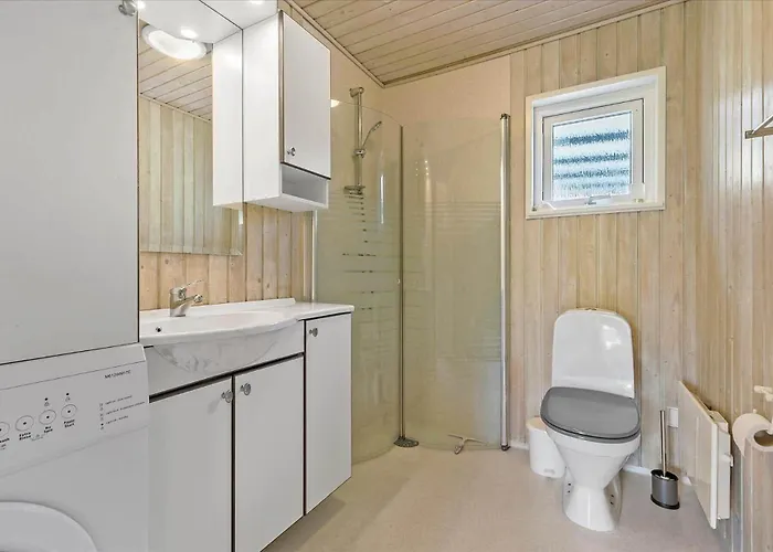 84191-ebeltoft-graesvangen-2 *