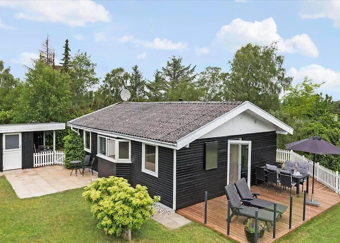 84191-ebeltoft-graesvangen-2 Semesterbostad